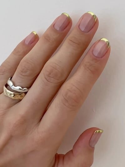 unghie corte french oro